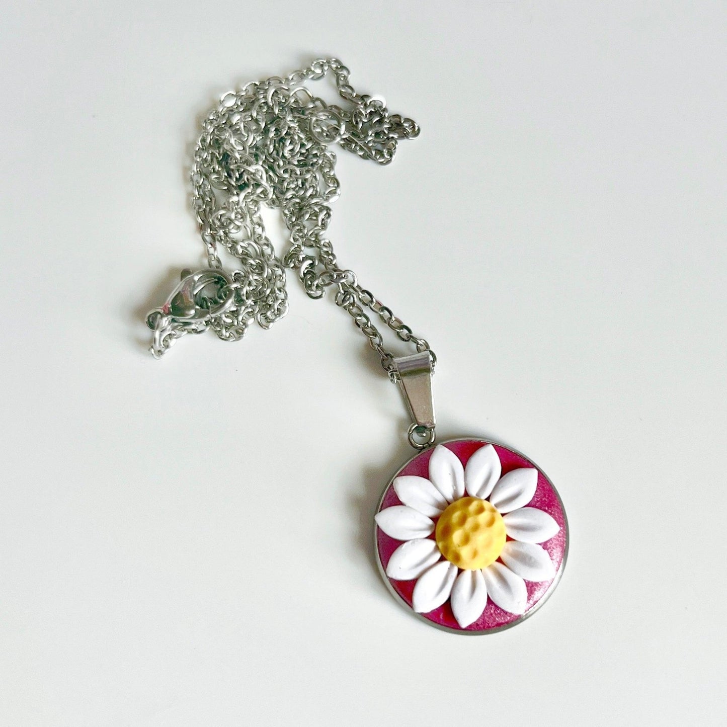 Daisy Polymer Clay Necklace - silverstar.nz