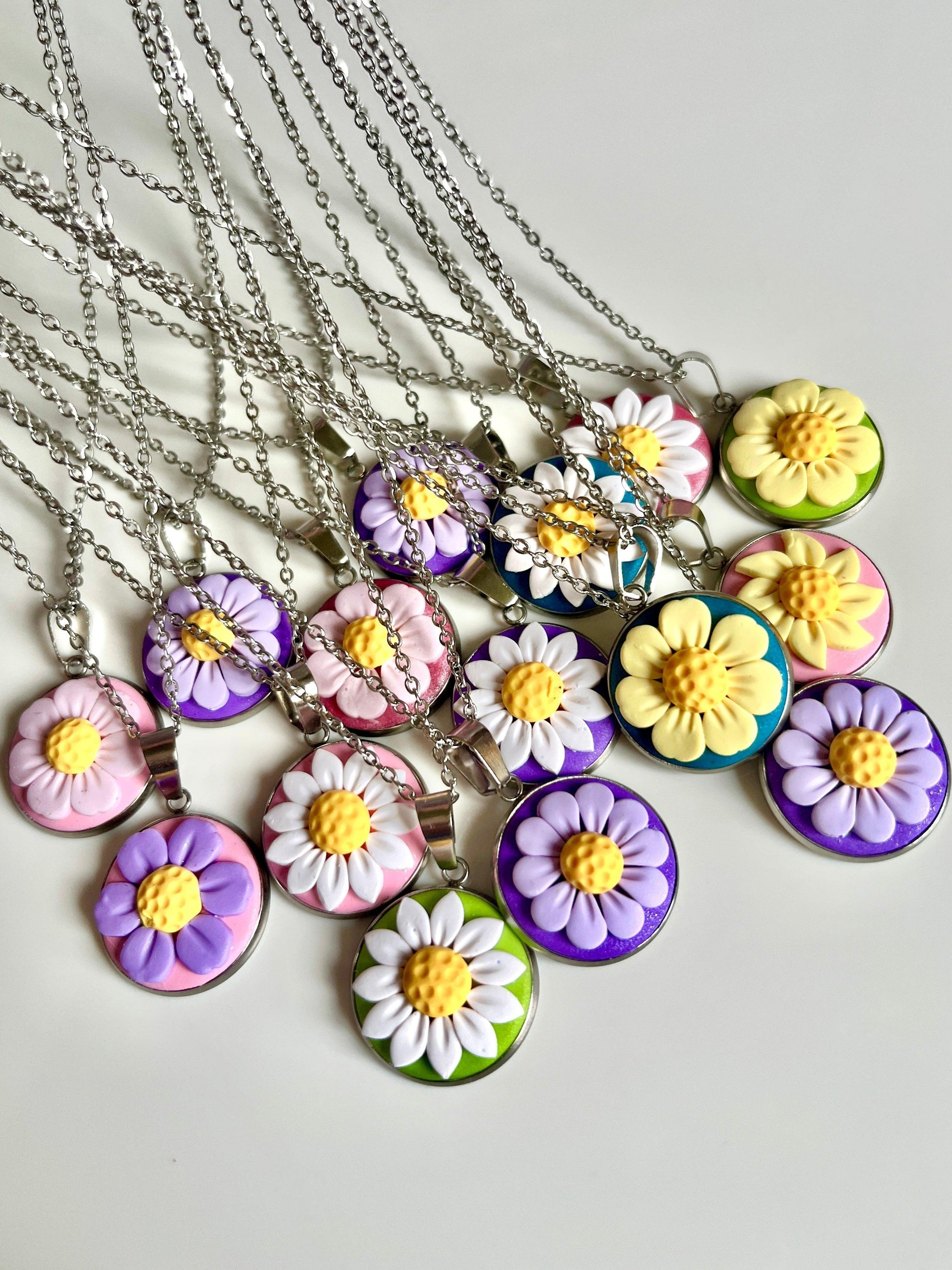 Soft Petal Polymer Clay Necklace - silverstar.nz