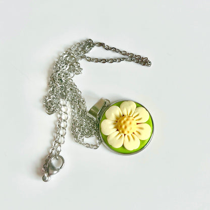 Soft Petal Polymer Clay Necklace - silverstar.nz